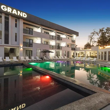 호텔 Grand New 2025