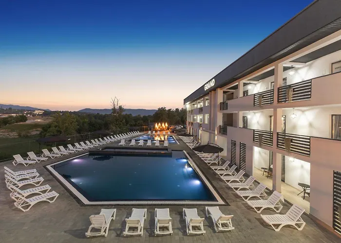 Otel Grand New 2025 Solotvyno