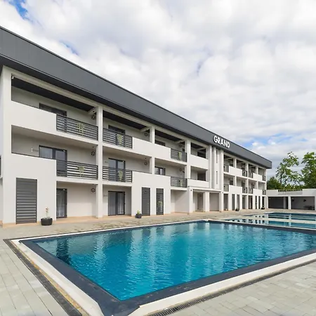 Grand New 2025 Solotvyno